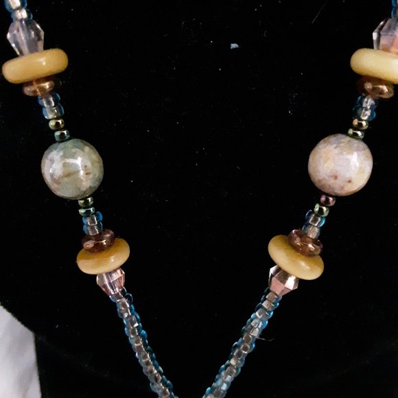 Blue Iridescent Seed Bead Necklace - Picture 3 of 13